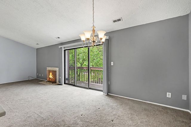 24225 Evergreen Road, Southfield City, MI 48075