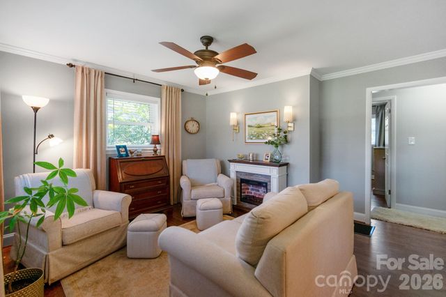 1501 Old Hickory Grove Road, Mount Holly, NC 28120
