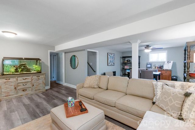 1501 Old Hickory Grove Road, Mount Holly, NC 28120