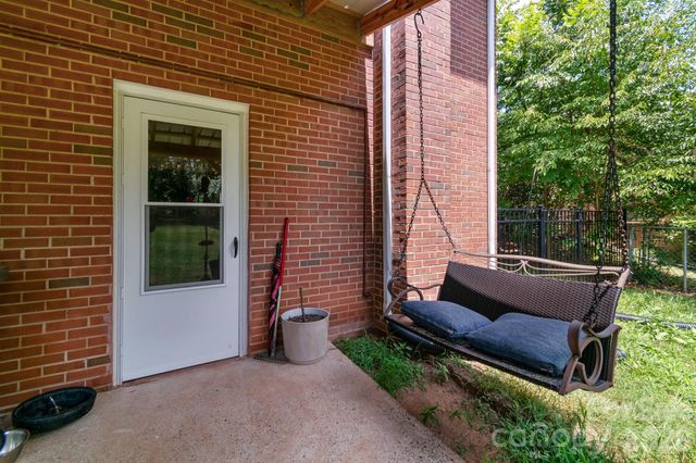 1501 Old Hickory Grove Road, Mount Holly, NC 28120