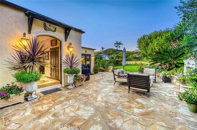 31641 Mar Vista Avenue, Laguna Beach, CA 92651