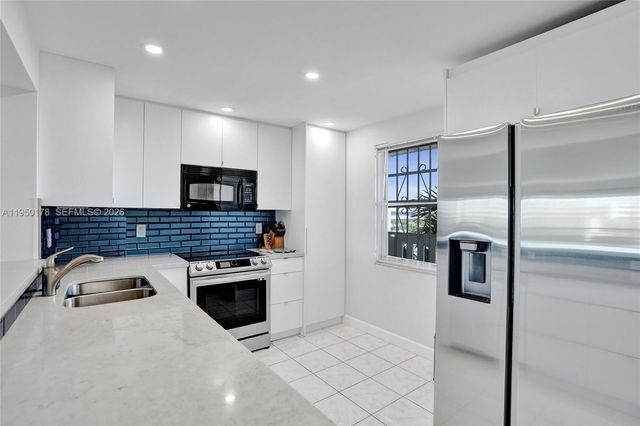 200 SE 5th Ave 405, Dania Beach, FL 33004