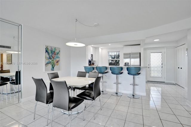 200 SE 5th Ave 405, Dania Beach, FL 33004