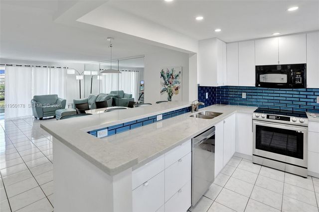 200 SE 5th Ave 405, Dania Beach, FL 33004