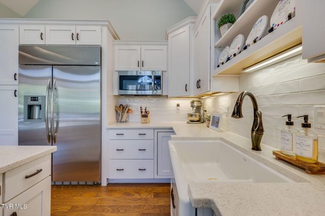 117 Wedgewood Circle, Elizabethton, TN 37643