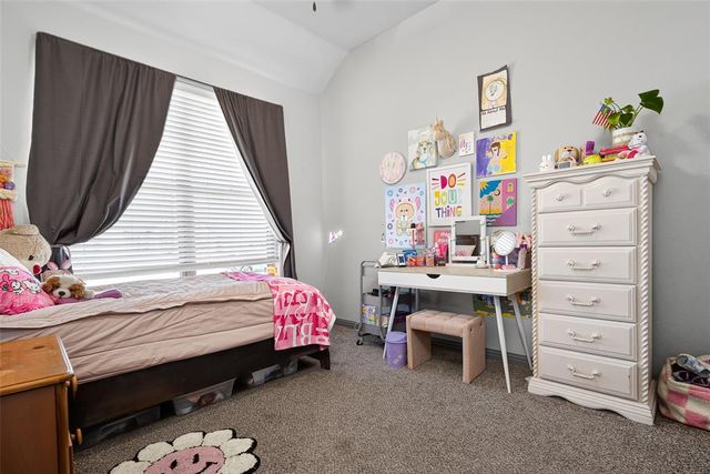 18392 Chuckwagon Trail, Norman, OK 73072