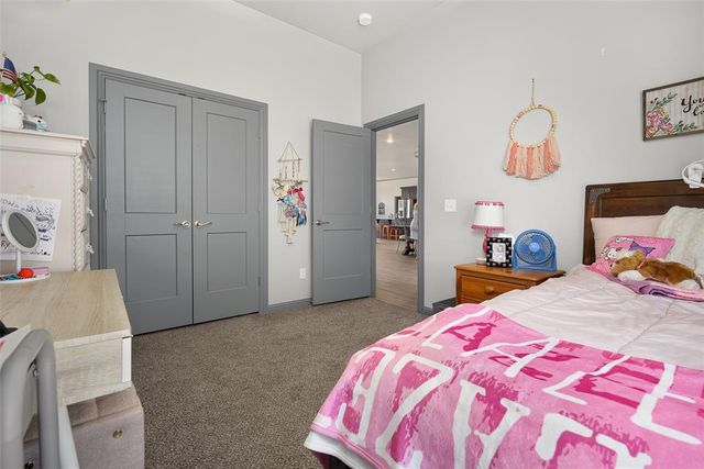 18392 Chuckwagon Trail, Norman, OK 73072