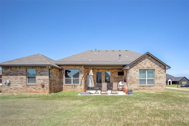 18392 Chuckwagon Trail, Norman, OK 73072