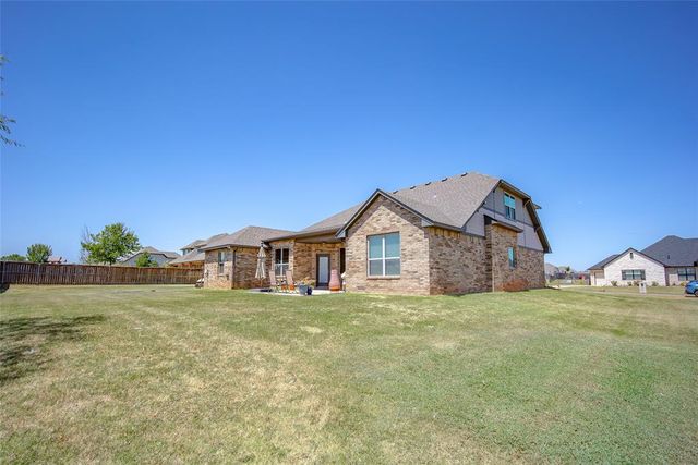 18392 Chuckwagon Trail, Norman, OK 73072