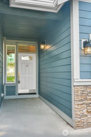 736 Natalee Jo ST SE, Lacey, WA 98513