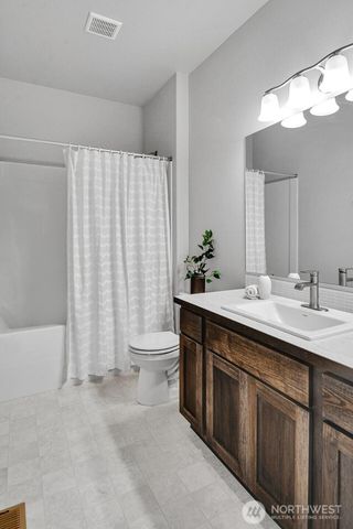 736 Natalee Jo ST SE, Lacey, WA 98513