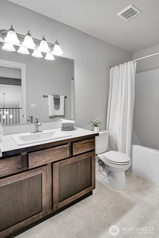 736 Natalee Jo ST SE, Lacey, WA 98513