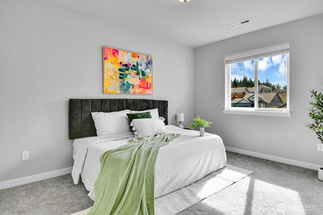 736 Natalee Jo ST SE, Lacey, WA 98513