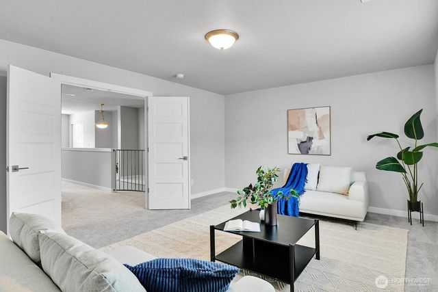 736 Natalee Jo ST SE, Lacey, WA 98513