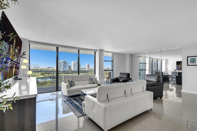 3731 N Country Club Drive 1427, Aventura, FL 33180