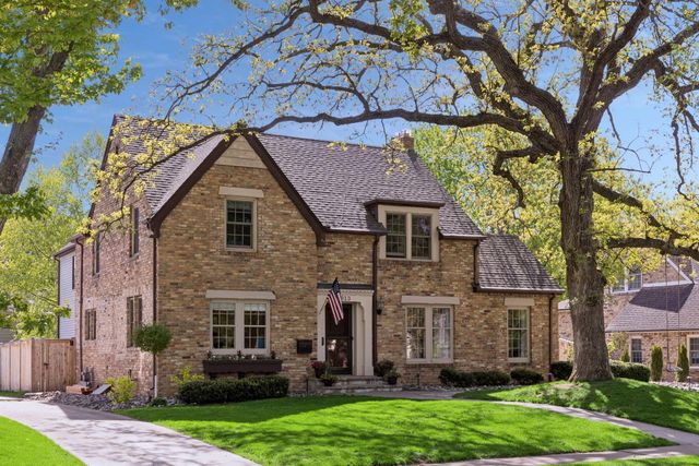 4913 Bruce Avenue, Edina, MN 55424
