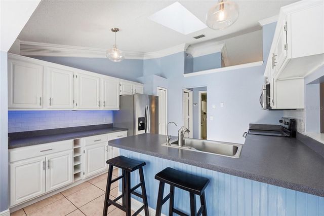 4609 TIFFANY WOODS CIRCLE, Oviedo, FL 32765