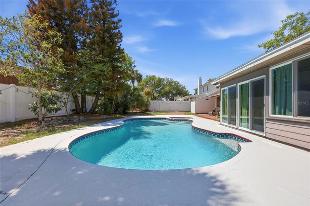 4609 TIFFANY WOODS CIRCLE, Oviedo, FL 32765