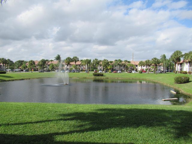 22017 Palms Way 205, Boca Raton, FL 33433