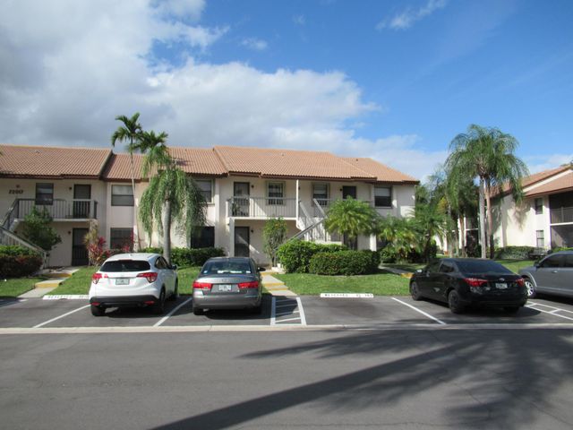 22017 Palms Way 205, Boca Raton, FL 33433