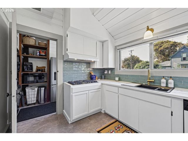 436 LINCOLN St, Eugene, OR 97401