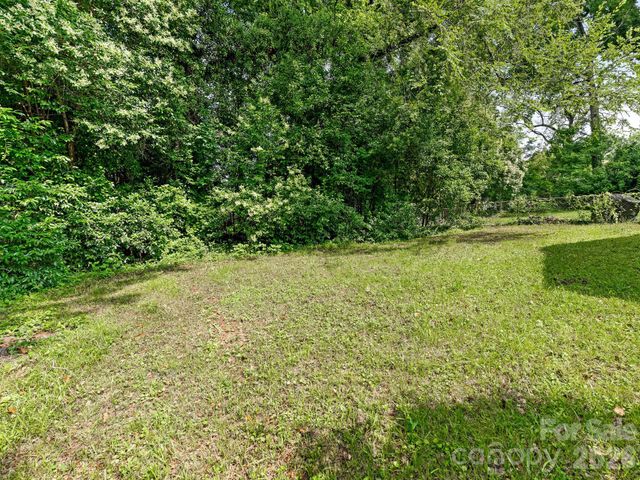 1831 Erie Street, Charlotte, NC 28216