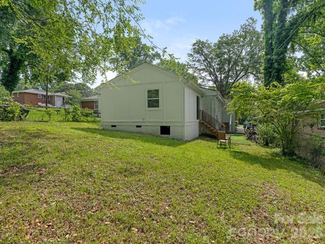 1831 Erie Street, Charlotte, NC 28216