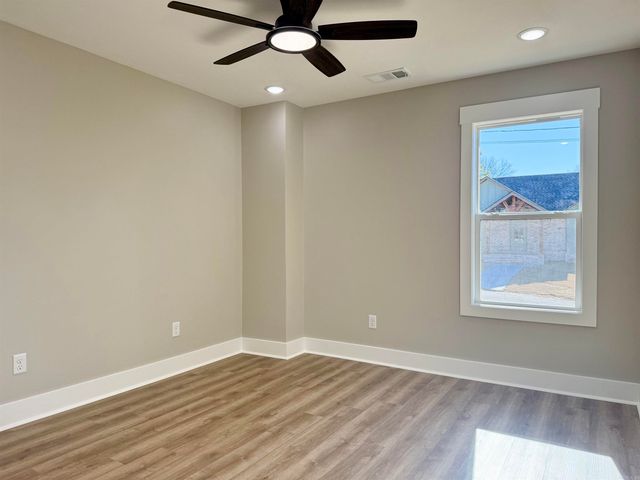 309 W Light Street, Paragould, AR 72450