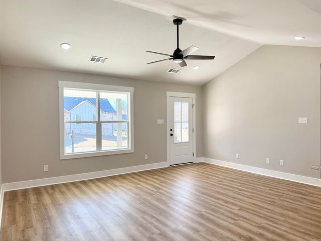 309 W Light Street, Paragould, AR 72450