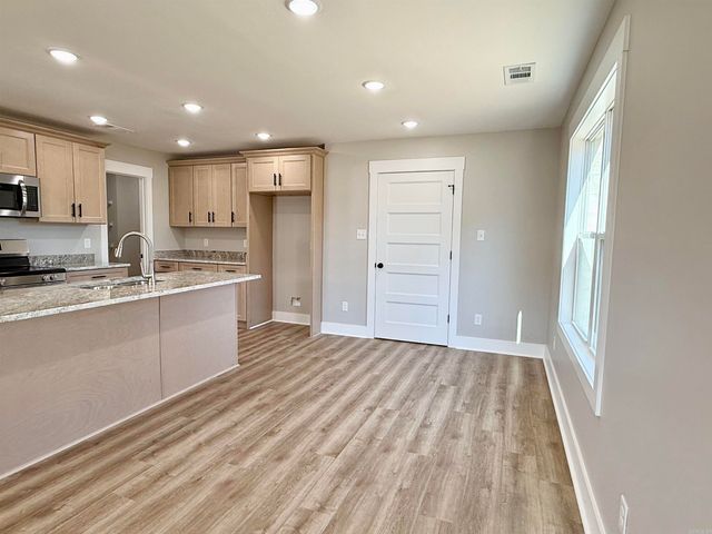 309 W Light Street, Paragould, AR 72450