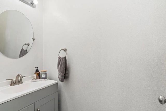 34711 Myrtle Court, Winchester, CA 92596