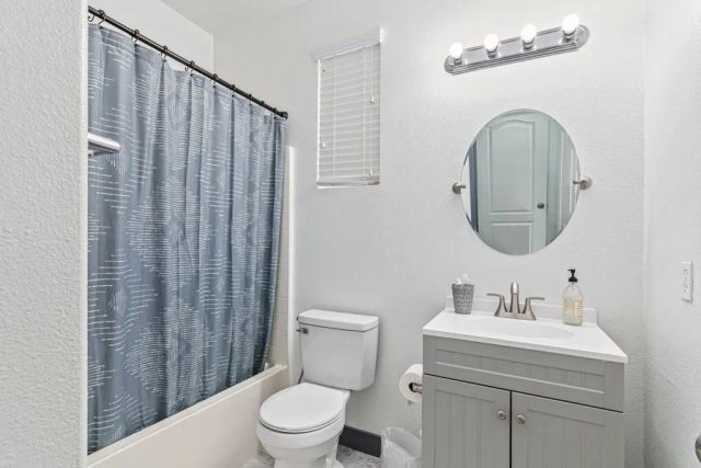 34711 Myrtle Court, Winchester, CA 92596