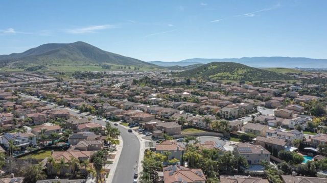 34711 Myrtle Court, Winchester, CA 92596