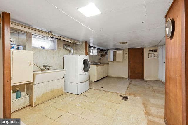 1074 FRANKLIN ST, Trenton, NJ 08610