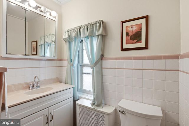 1074 FRANKLIN ST, Trenton, NJ 08610