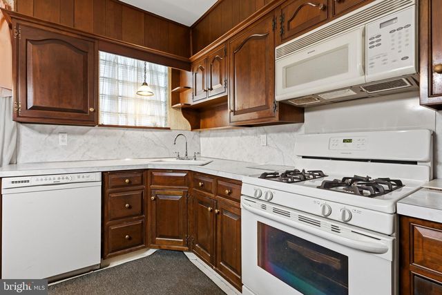 1074 FRANKLIN ST, Trenton, NJ 08610