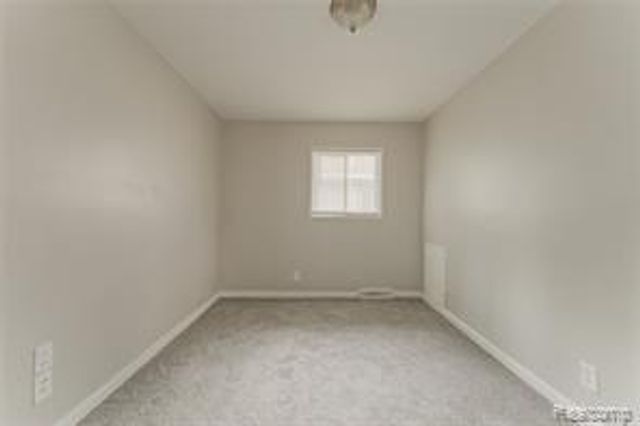 93 W Princeton Avenue, Pontiac, MI 48340