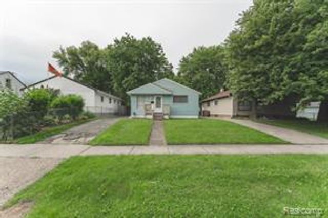 93 W Princeton Avenue, Pontiac, MI 48340