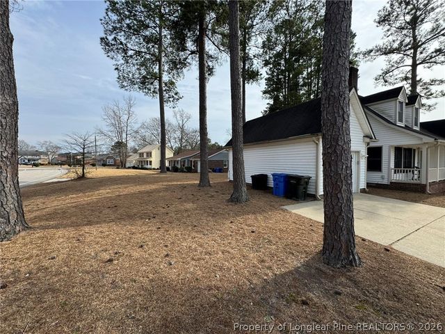 6101 Lakeway Drive, Fayetteville, NC 28306