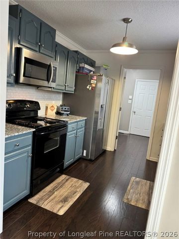 6101 Lakeway Drive, Fayetteville, NC 28306