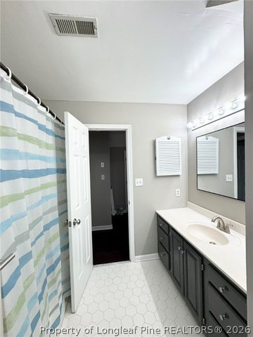 6101 Lakeway Drive, Fayetteville, NC 28306