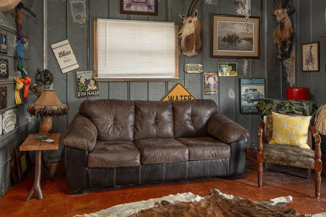 290 Japonica Road, Hunt, TX 78024