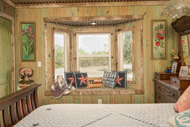 290 Japonica Road, Hunt, TX 78024