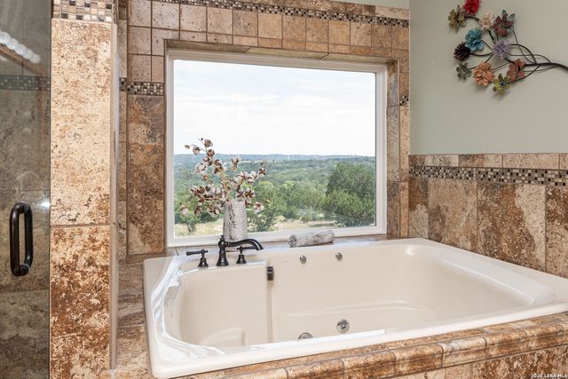 290 Japonica Road, Hunt, TX 78024