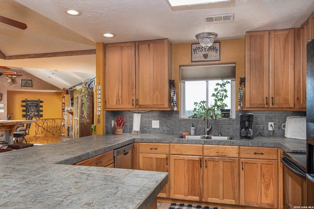 290 Japonica Road, Hunt, TX 78024