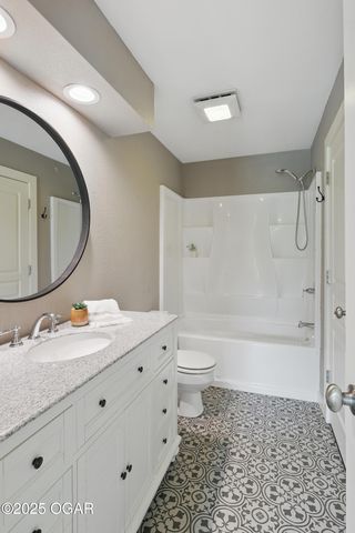 1214 Bramar Drive, Joplin, MO 64804