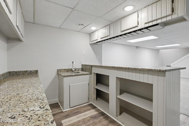 1214 Bramar Drive, Joplin, MO 64804
