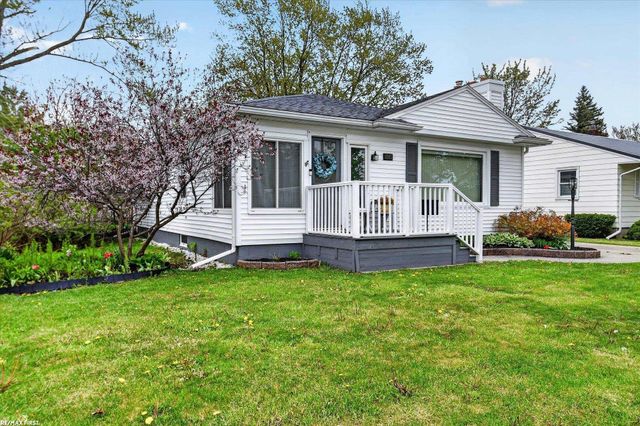 1245 Minnesota Court, Marysville, MI 48040