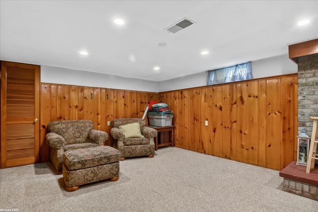 1245 Minnesota Court, Marysville, MI 48040