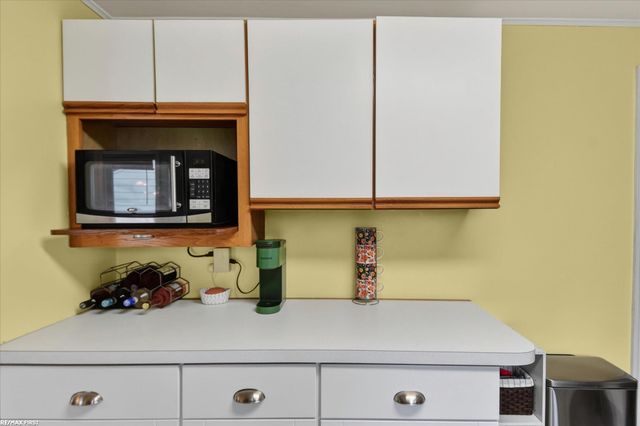 1245 Minnesota Court, Marysville, MI 48040